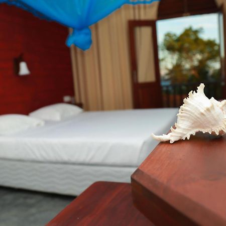 Four Season Guest House Tangalle Esterno foto