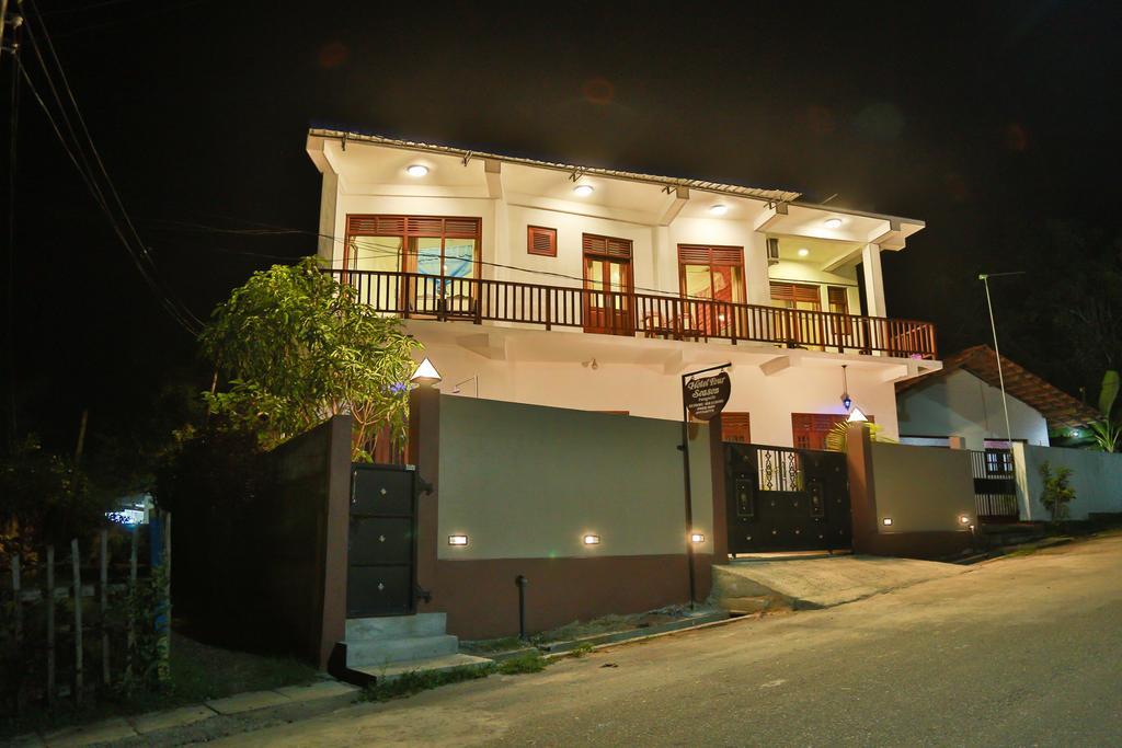 Four Season Guest House Tangalle Esterno foto
