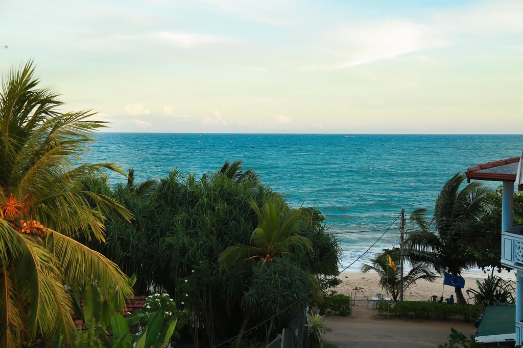 Four Season Guest House Tangalle Esterno foto