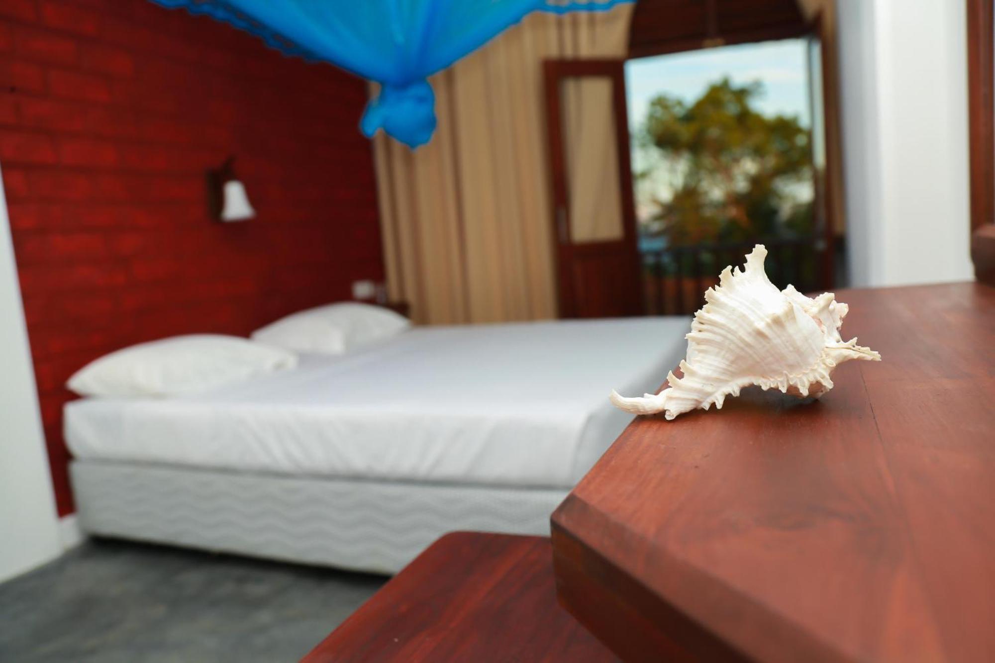 Four Season Guest House Tangalle Esterno foto